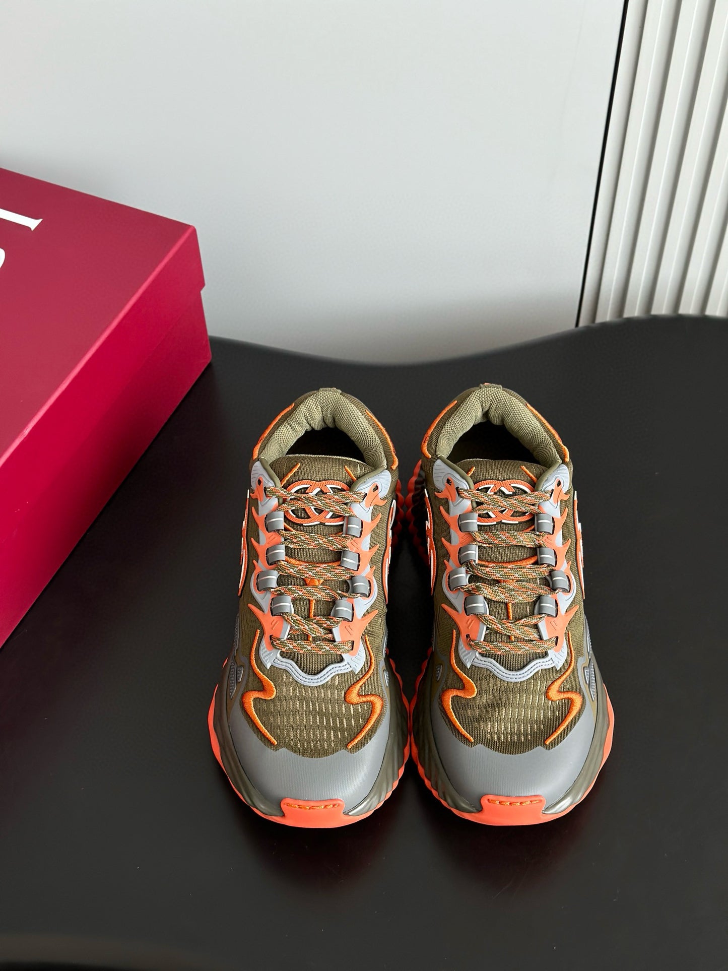 GG RIPPLE TRAINERS