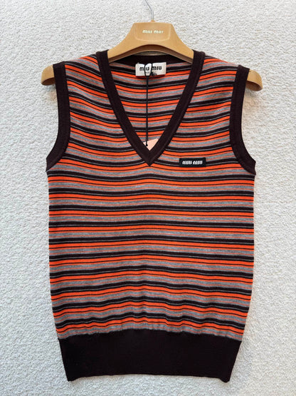 MIU M KNITTED VEST