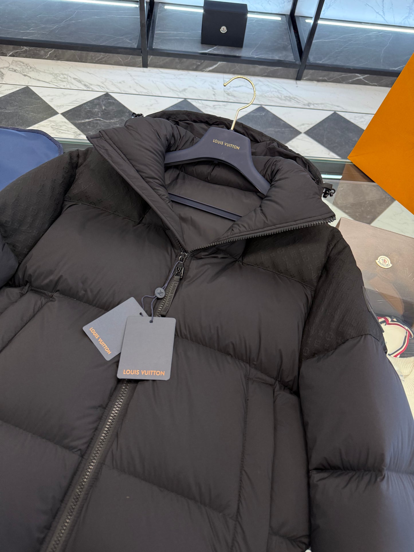 LOU PUFFER JACKET