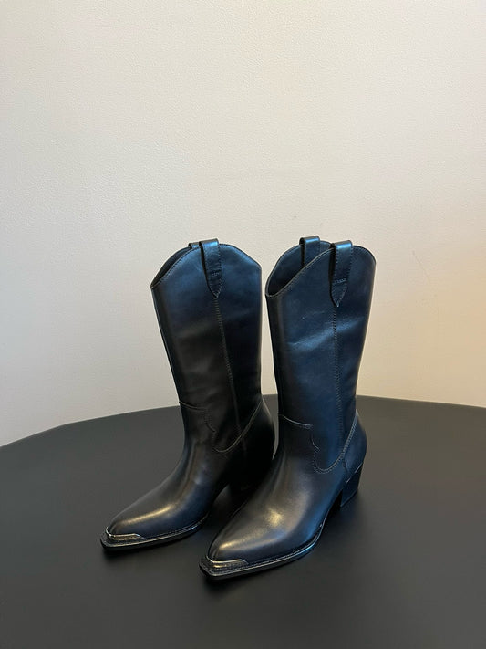 CEL BOOTS