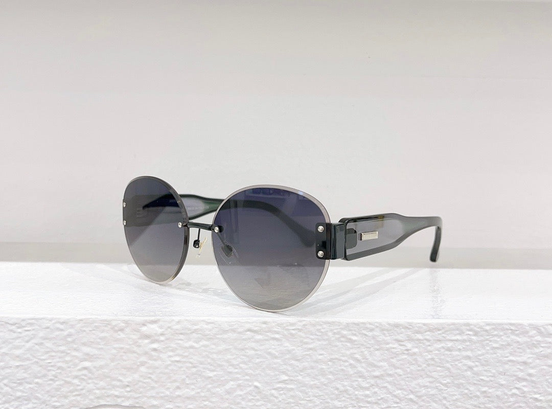 MIU M SUNGLASSES