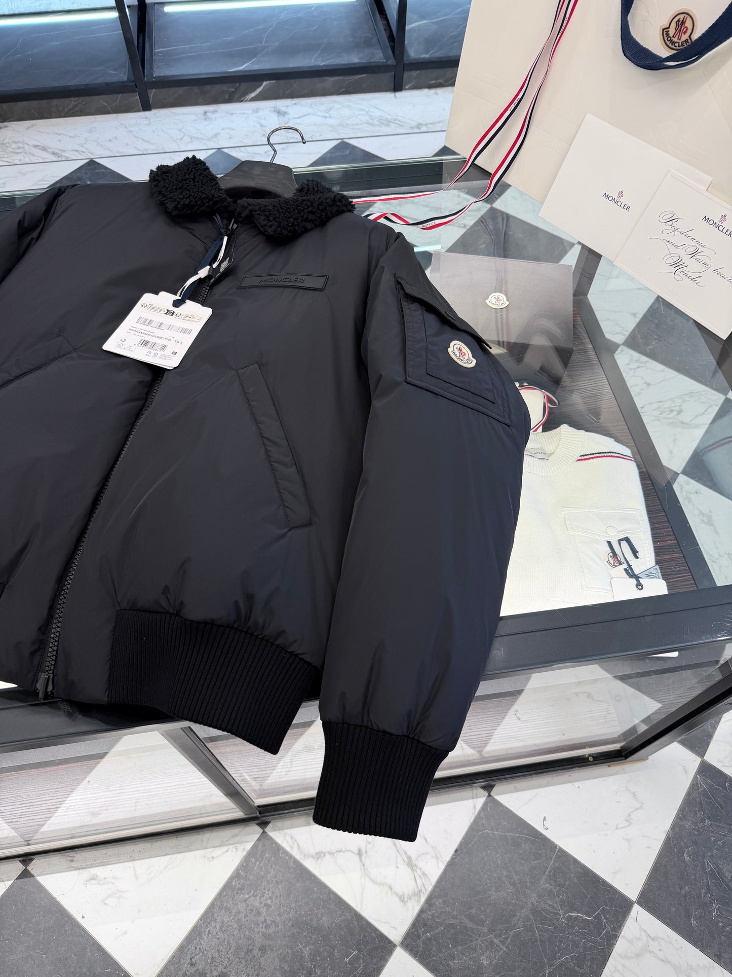MONC MAULEVRIER JACKET