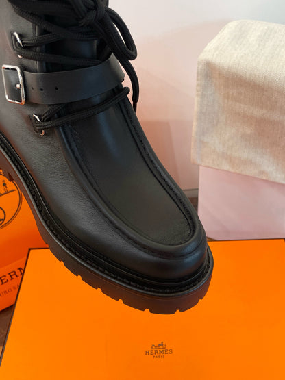 HERM LAND BOOTS