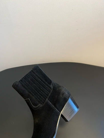 CEL BOOTS