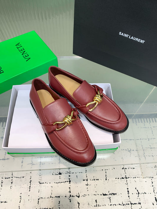 BOTT LOAFERS