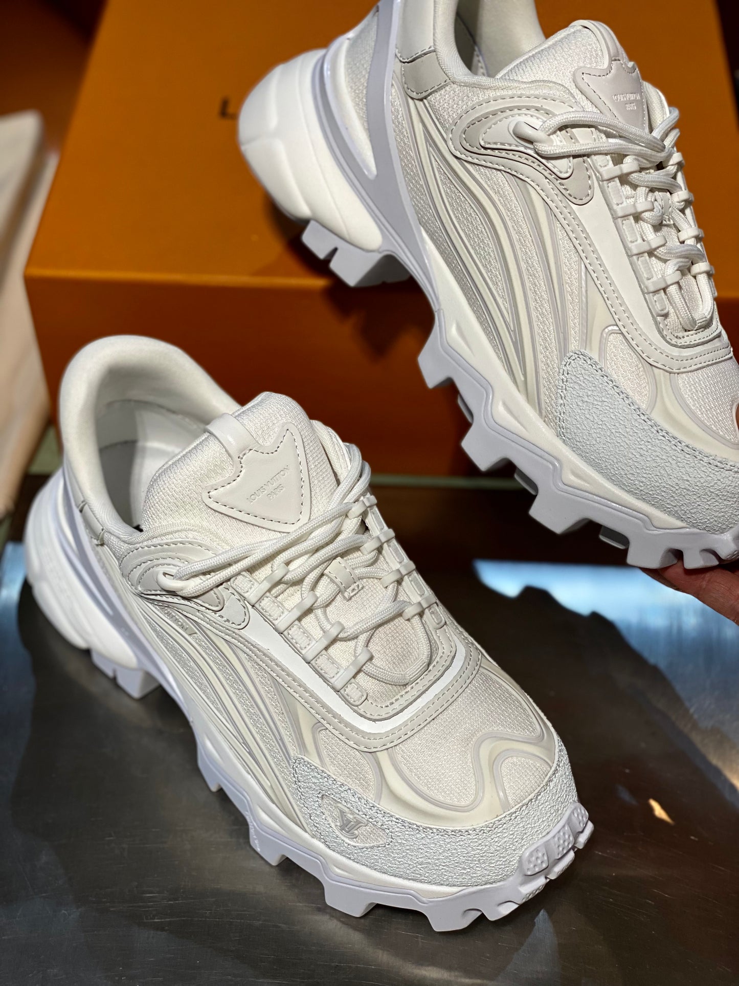 LOU SUMMIT SNEAKERS