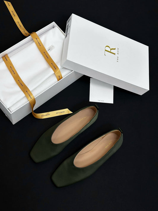 THE ROW BALLET FLATS