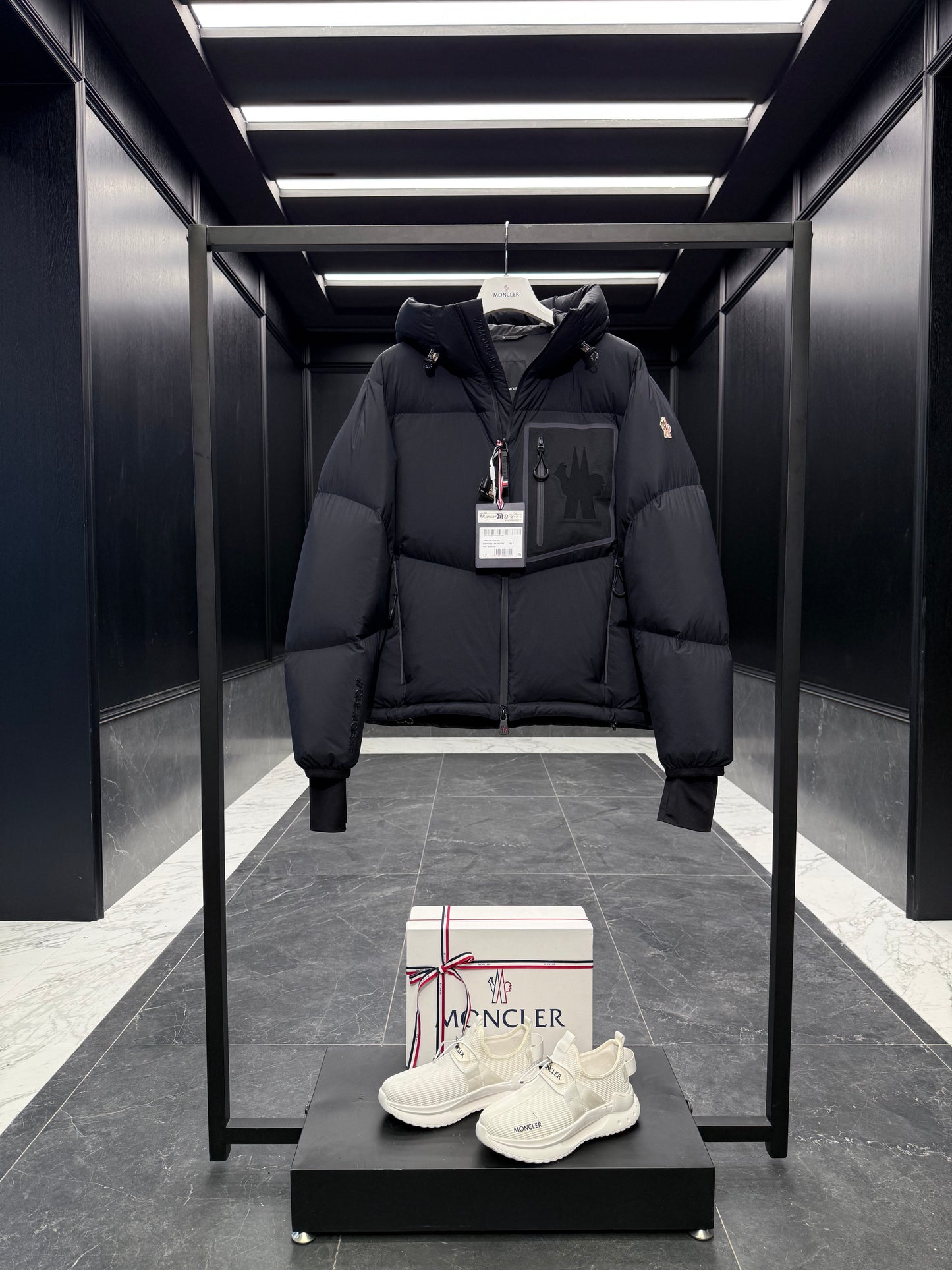 MONC MANDRES JACKET