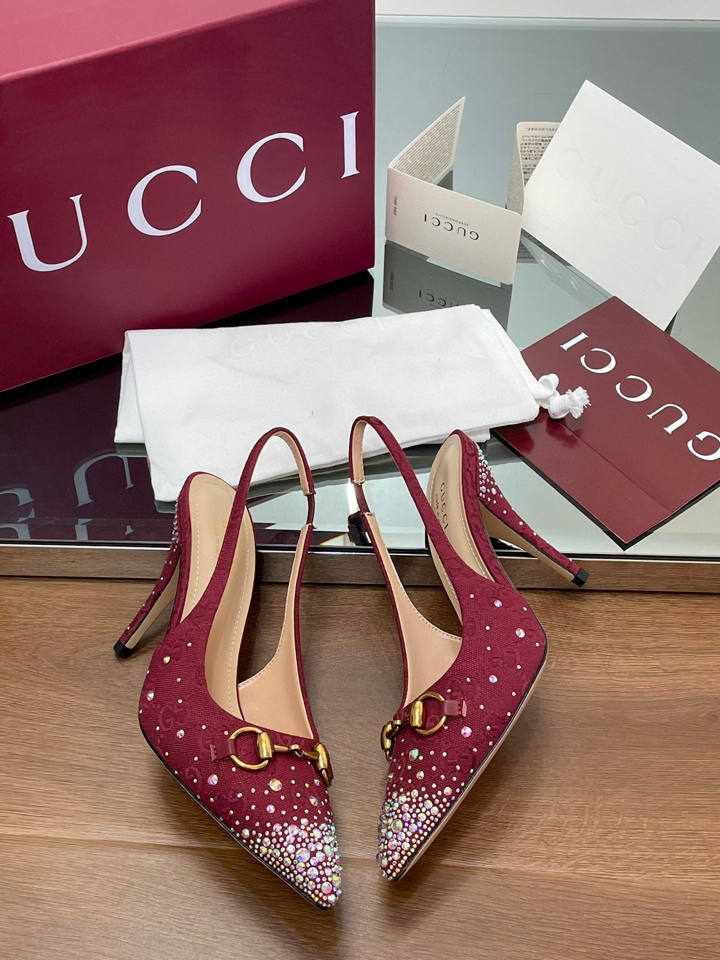 GG HEELS