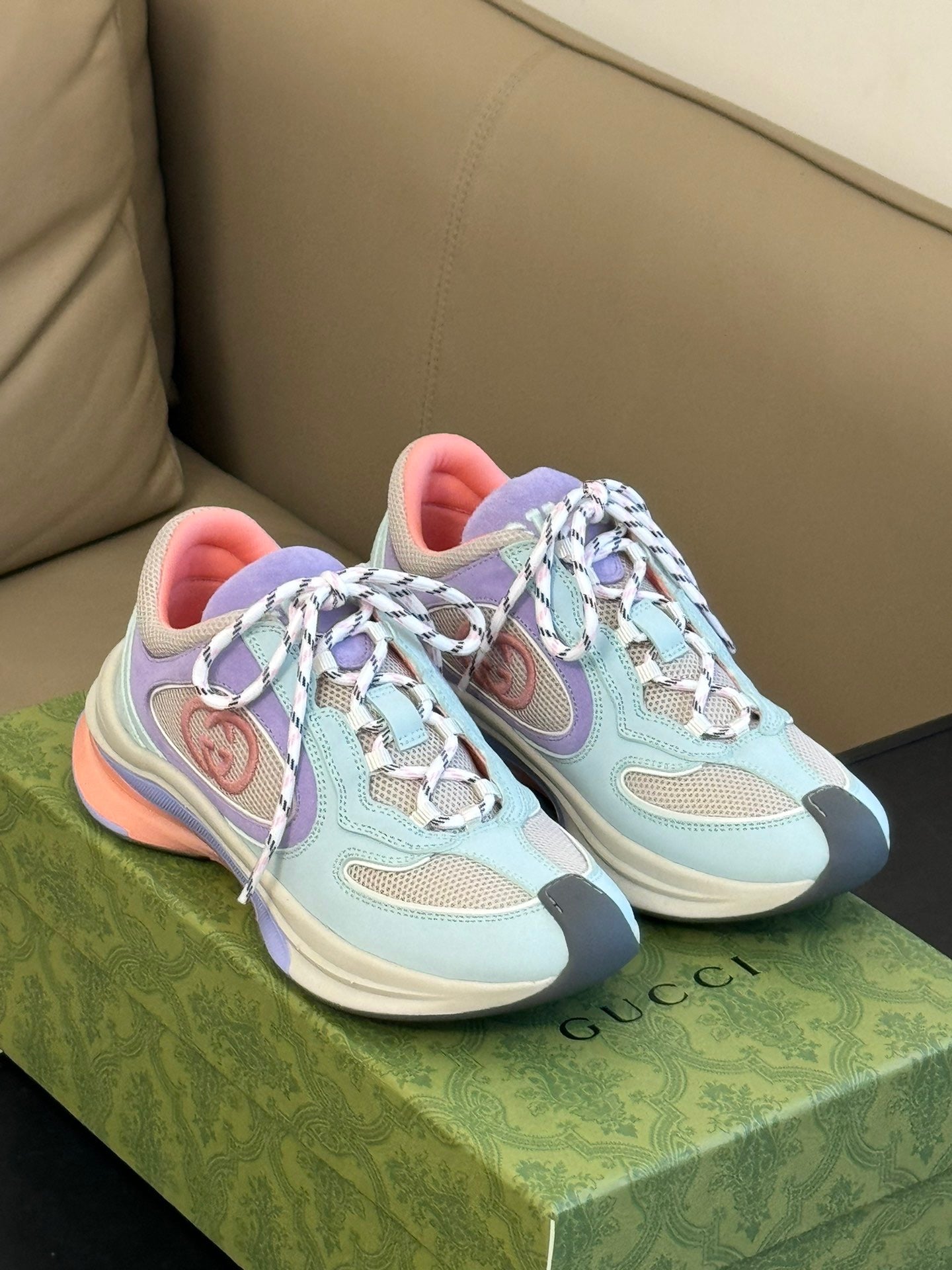 GG RUN TRAINERS