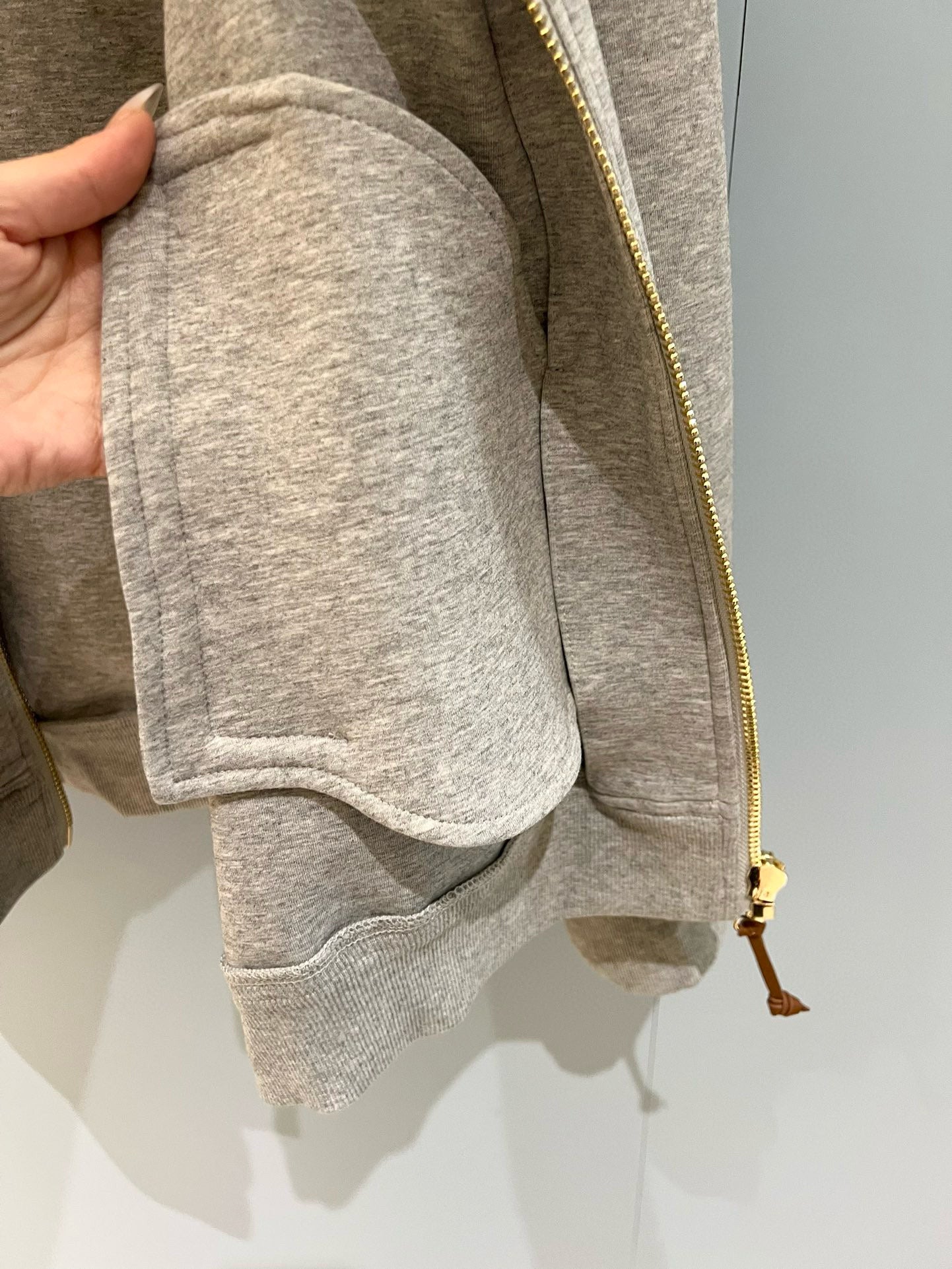 MIU M ZIP HOODIE