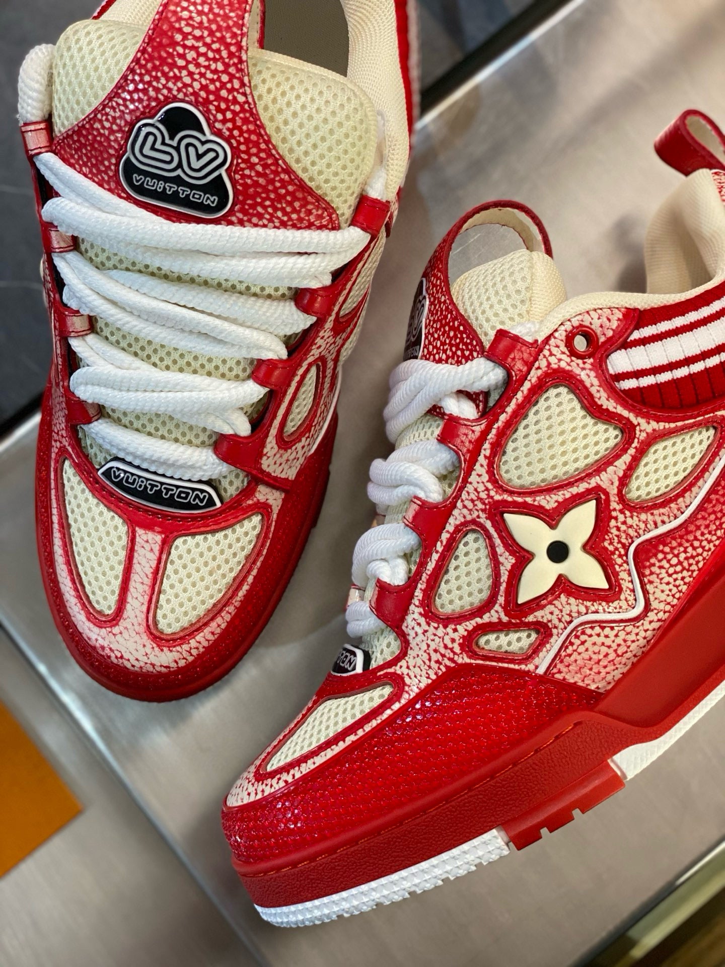LOU TRAINERS