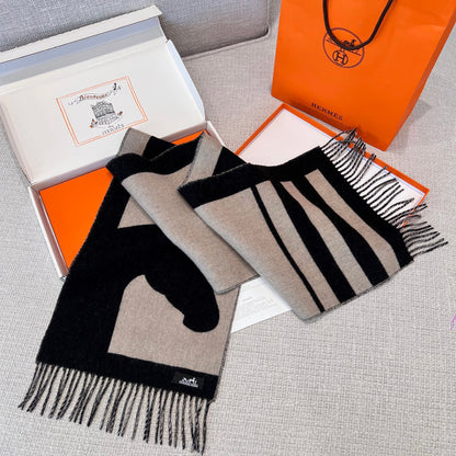HERM SCARF