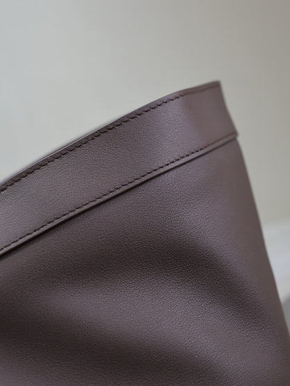 SL Y TOTE IN LEATHER BAG