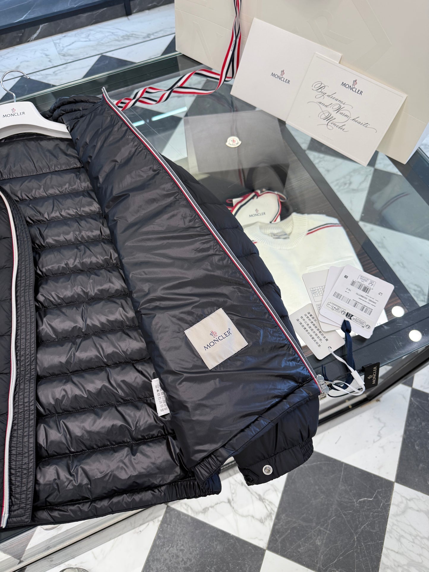 MONC DANIEL JACKET