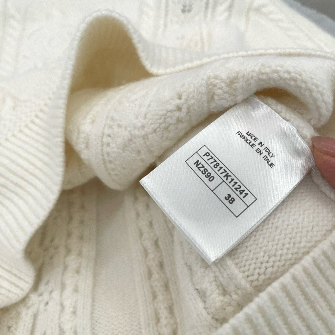 CC SWEATER