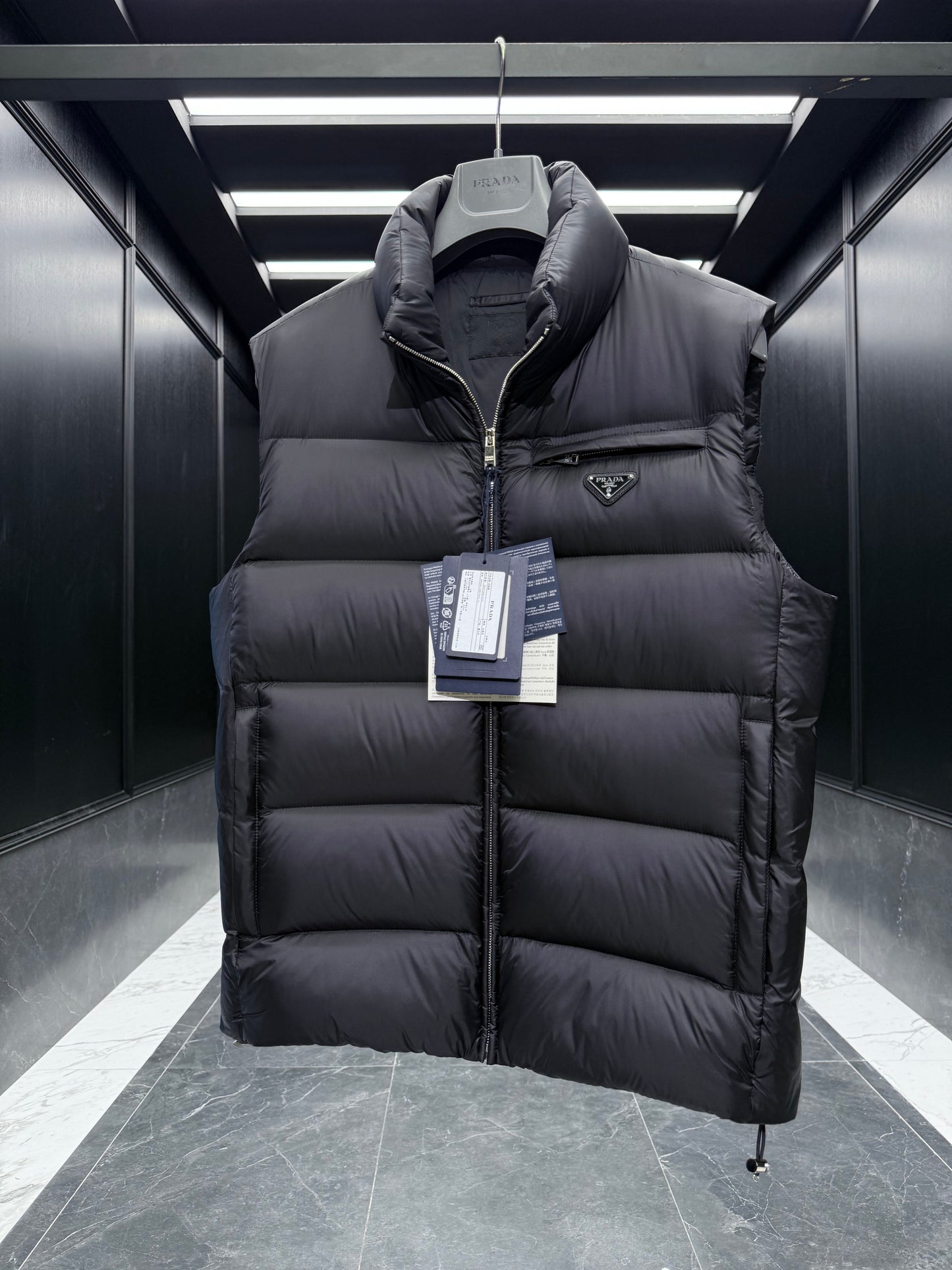 PD VEST