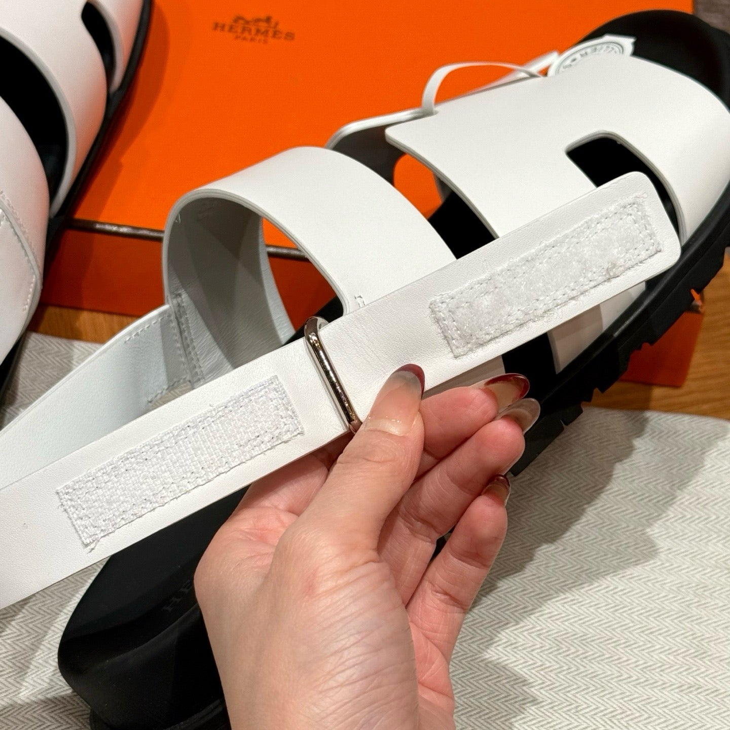 HERM GENIUS SANDALS