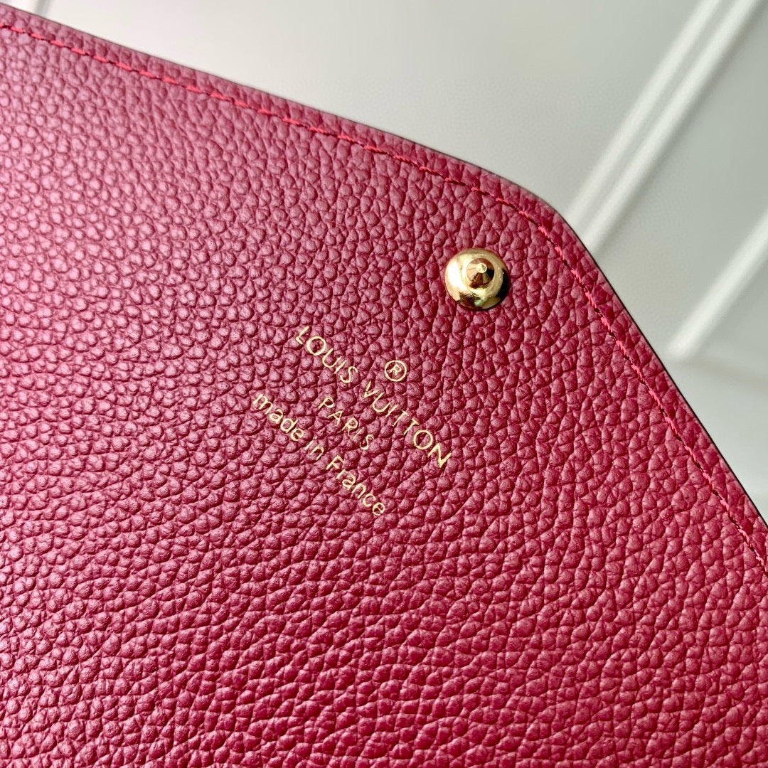 LOU SARAH WALLET