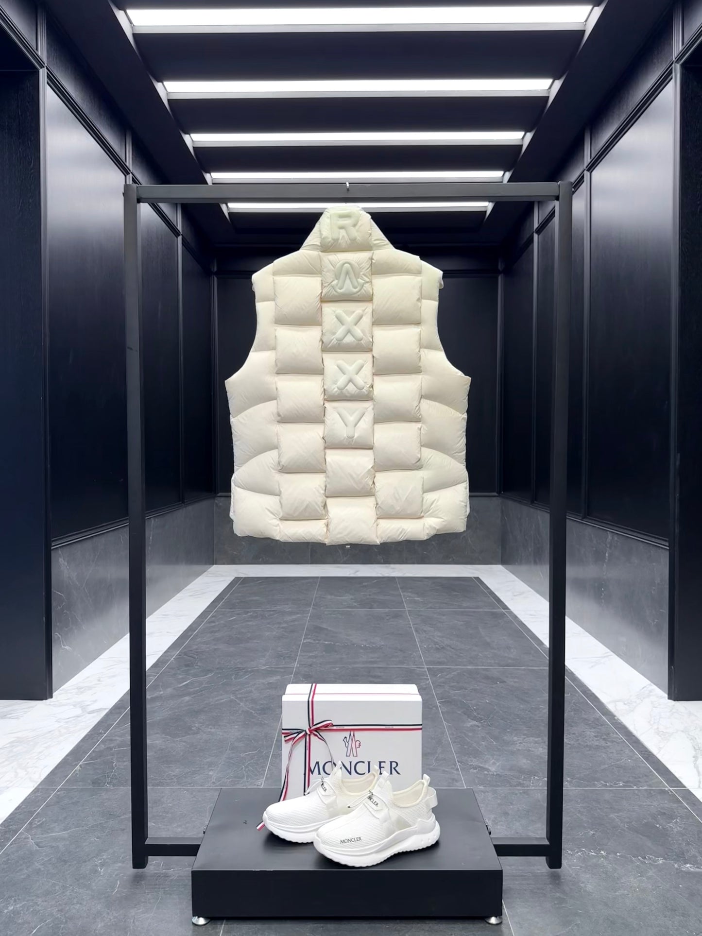 MONC x CHRISTOPHER RAXXY VEST