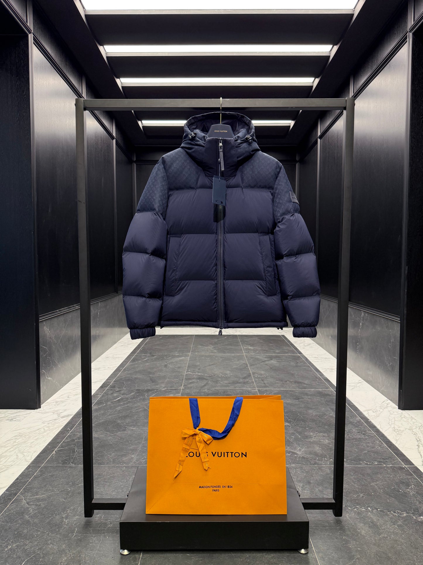 LOU PUFFER JACKET