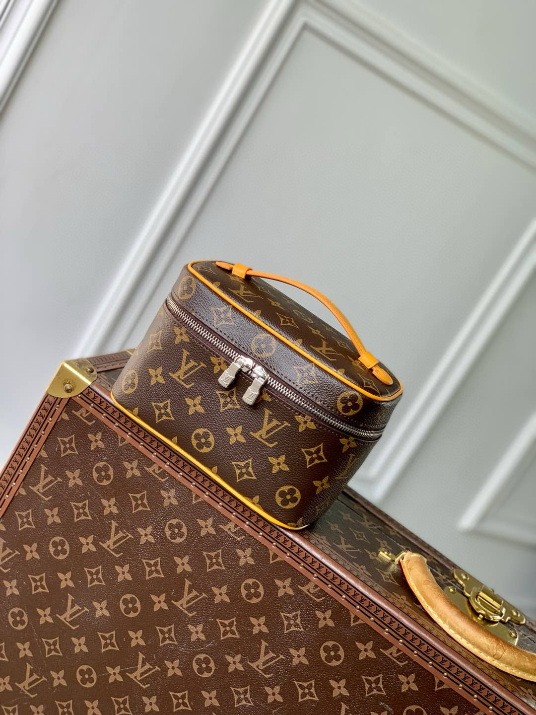 LOU NICE NANO BAG