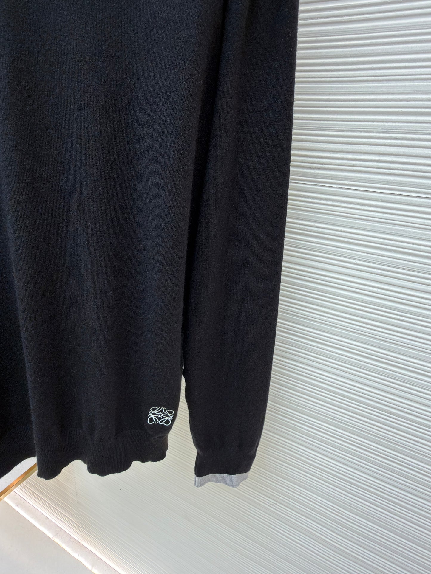 LOEW JUMPER