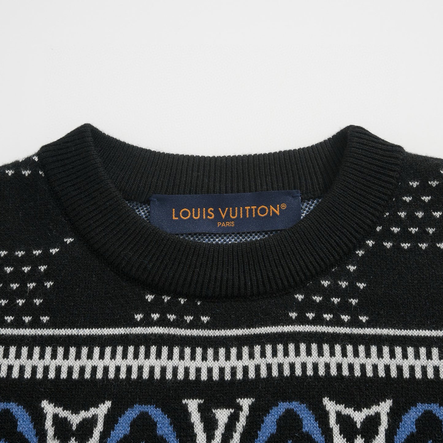 LOU SWEATER