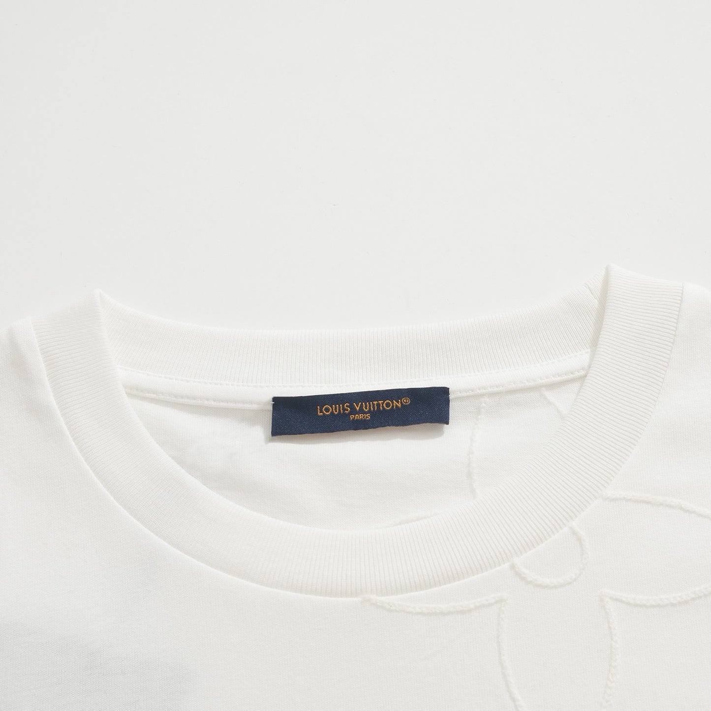 LOU T-SHIRT