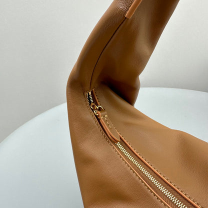 KHAITE MEDIUM OLIVIA HOBO BAG