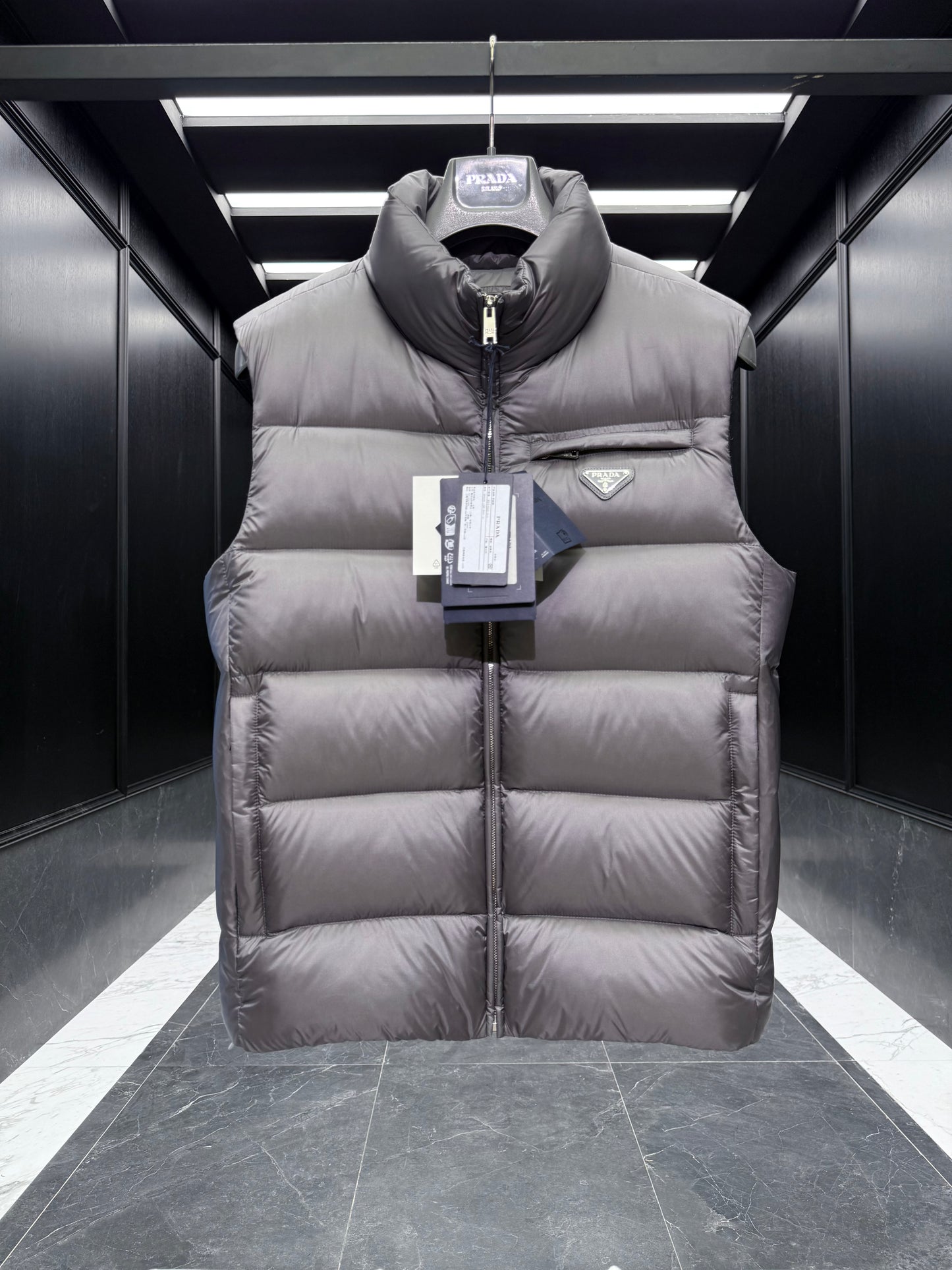 PD VEST