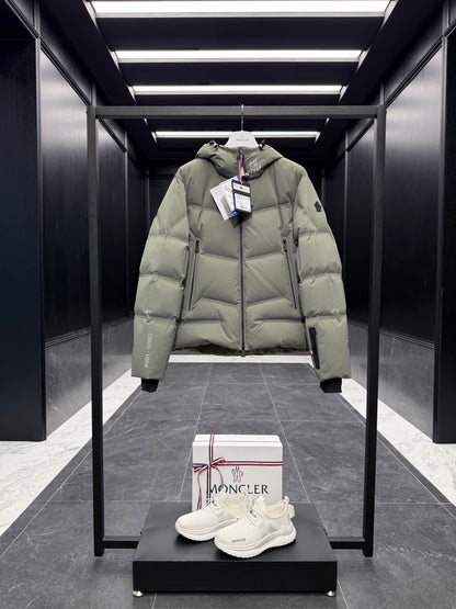MONC ARCESAZ JACKET