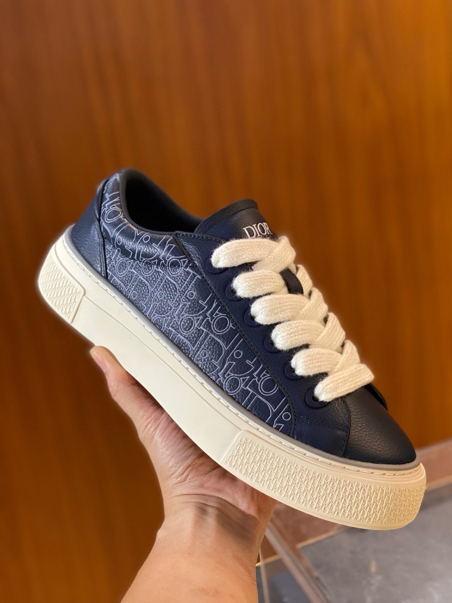 CD B33 SNEAKER