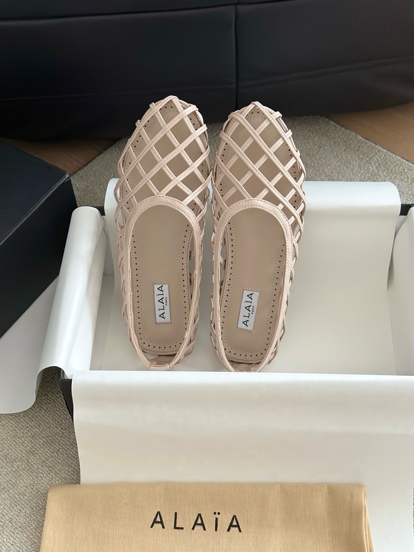 ALAIA BALLET FLATS