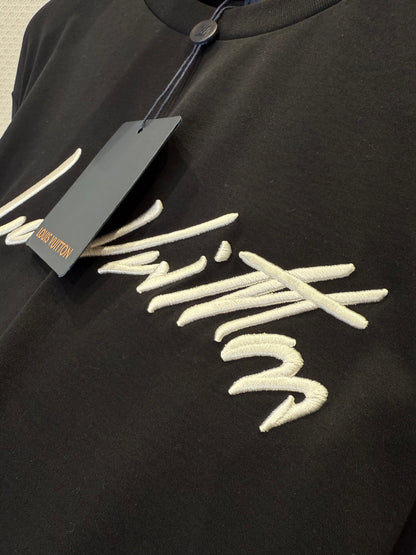 LOU T-SHIRT