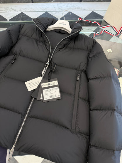 MONC TARN JACKET