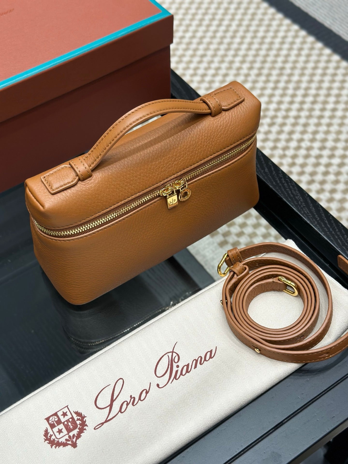 LORO P EXTRA POCKET L19 BAG