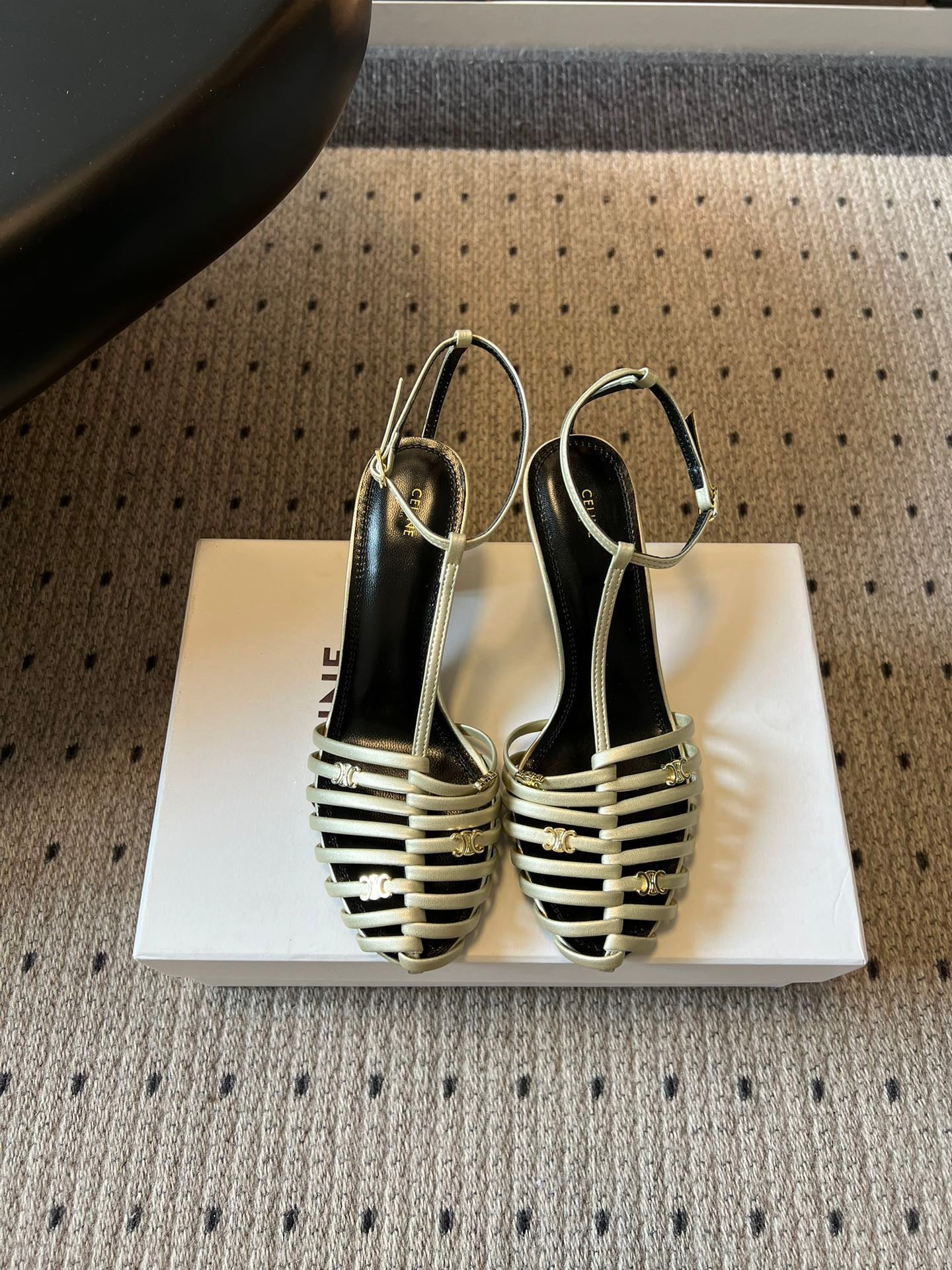CEL HEELS