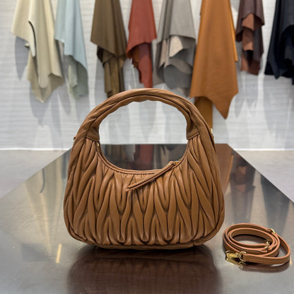 MIU M WANDER BAG