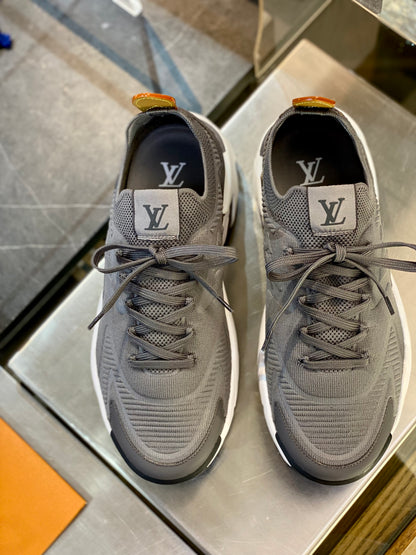 LOU RUNNER TATIC TRAINERS