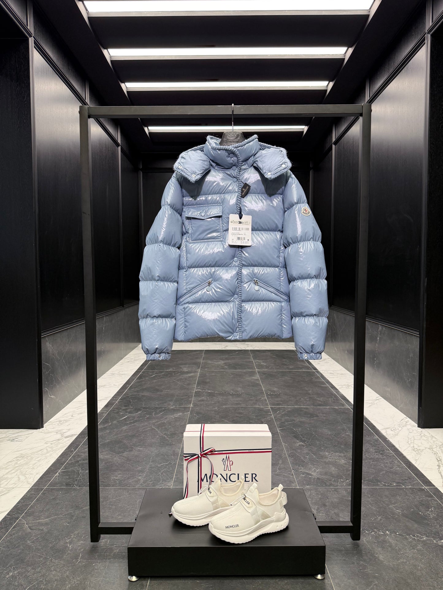 MONC GLAREINS JACKET