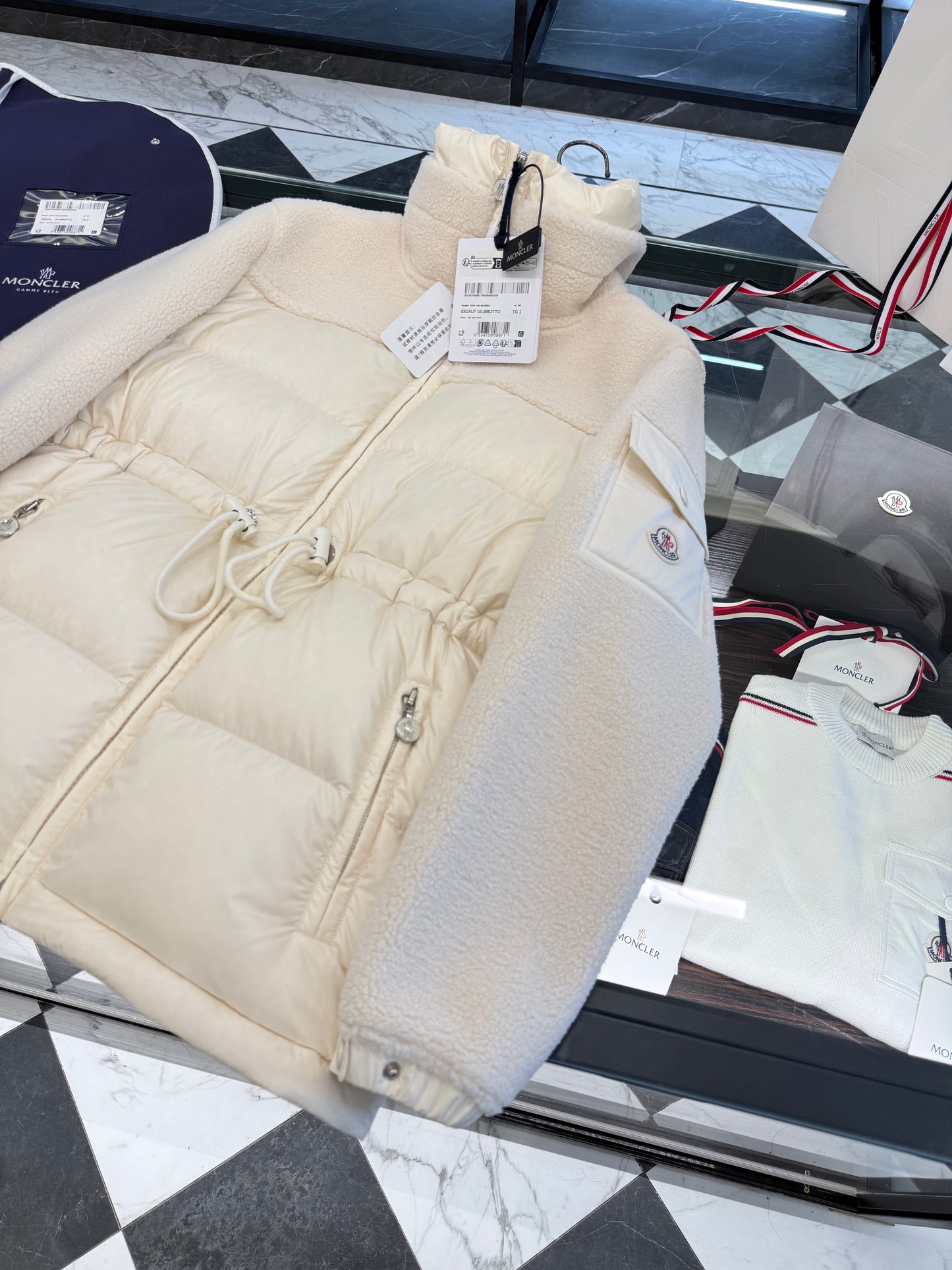 MONC ESCAUT JACKET