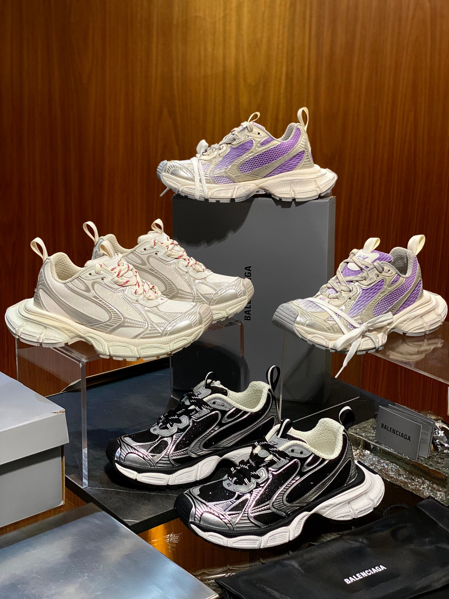 BAL 3XL TRAINERS