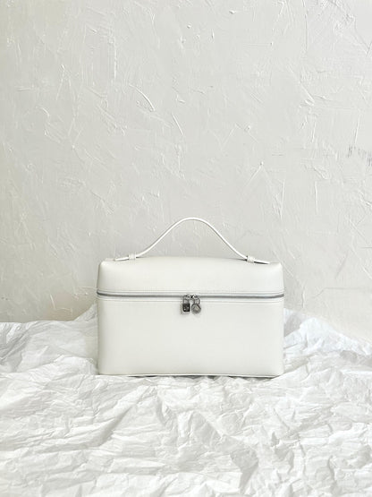 LORO P EXTRA POUCH L27