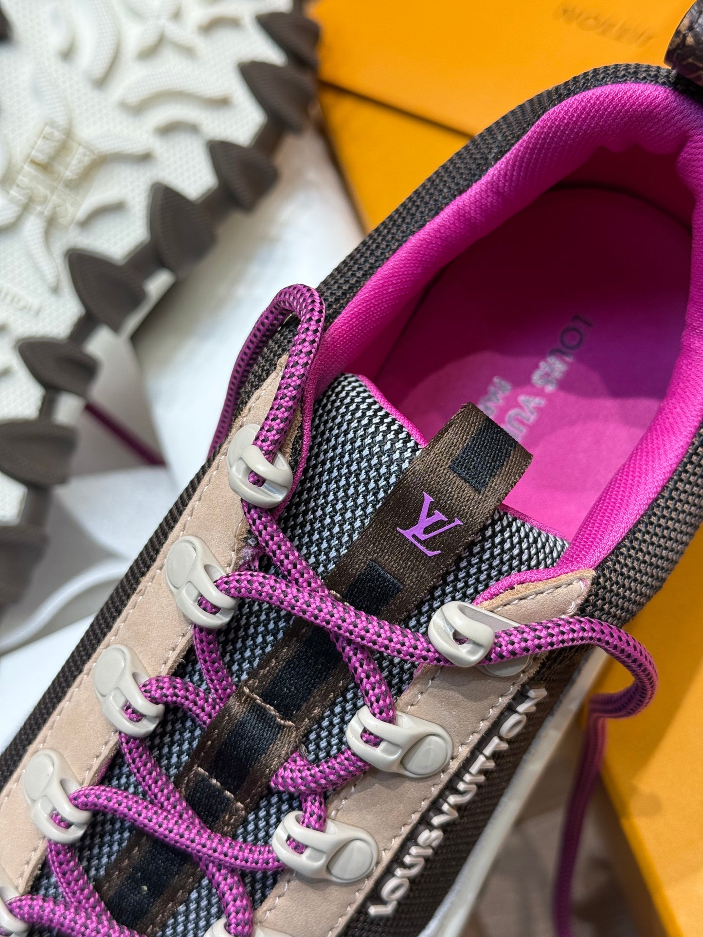 LOU RUSH XPLORER SNEAKERS