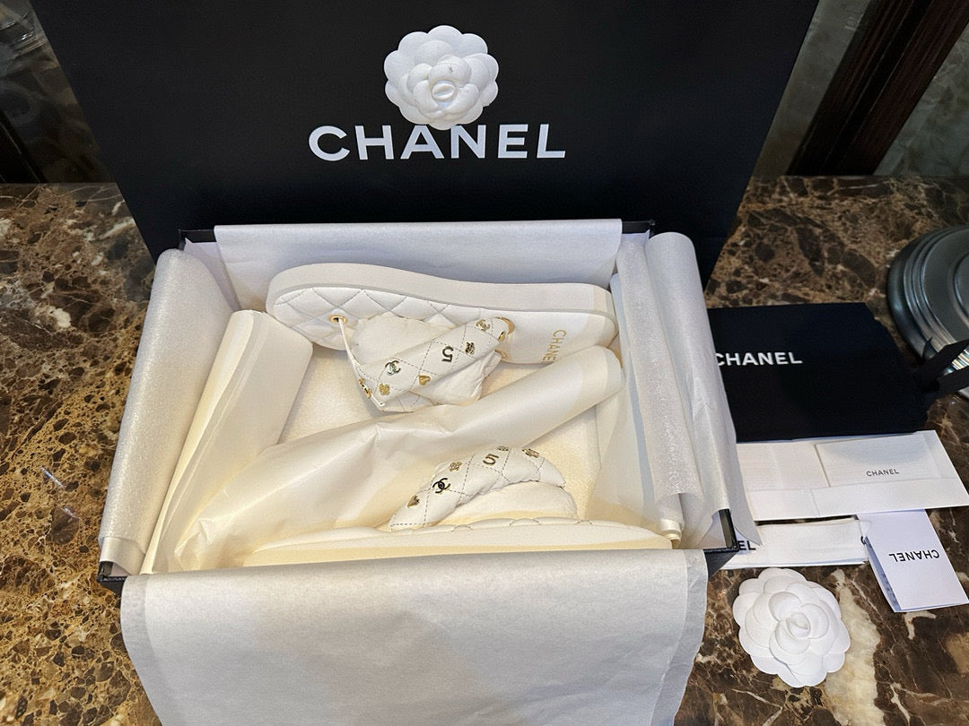 CC SANDALS