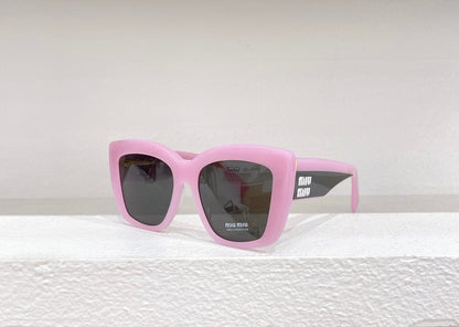 MIU M SUNGLASSES