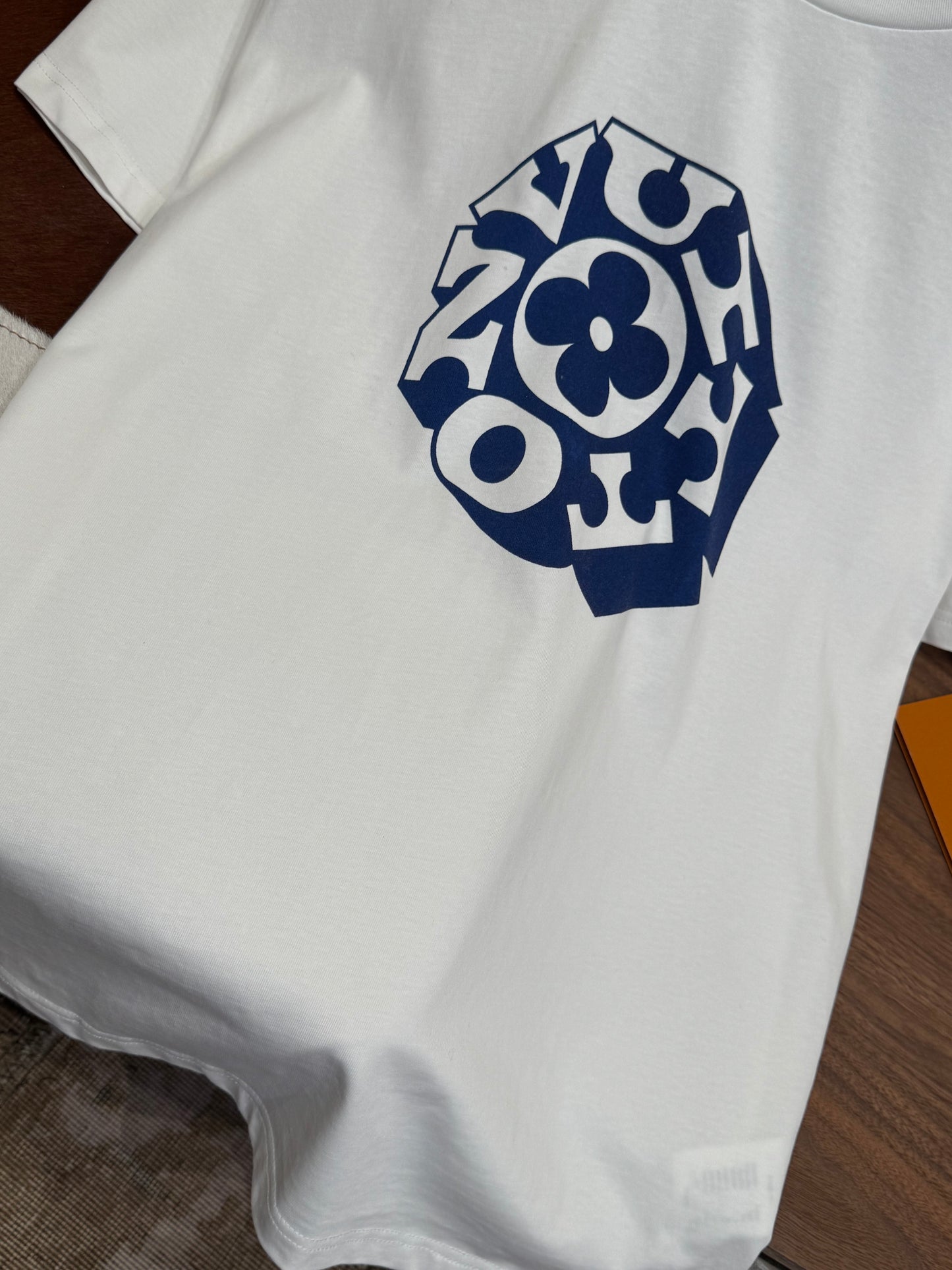 LOU T-SHIRT