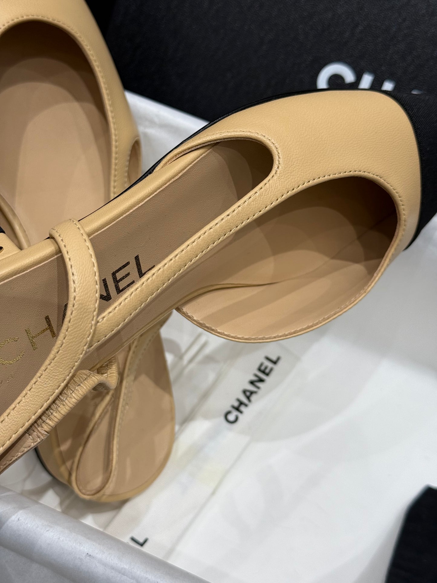 CC SLINGBACK PUMPS
