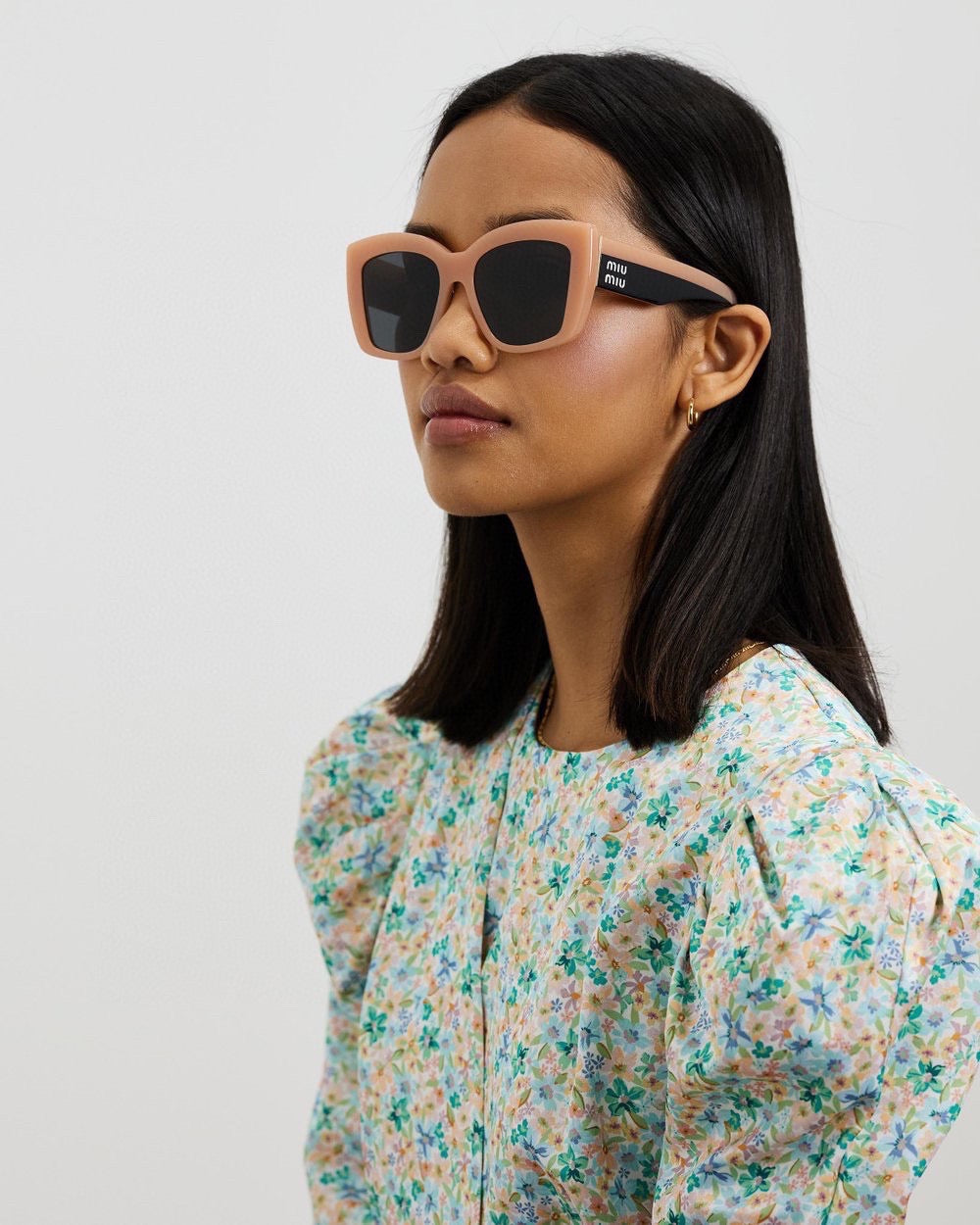 MIU M SUNGLASSES